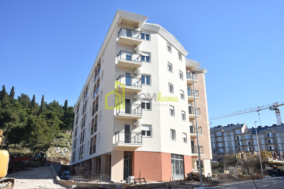 Jednosoban stan 44m2, ispod Ljubovića